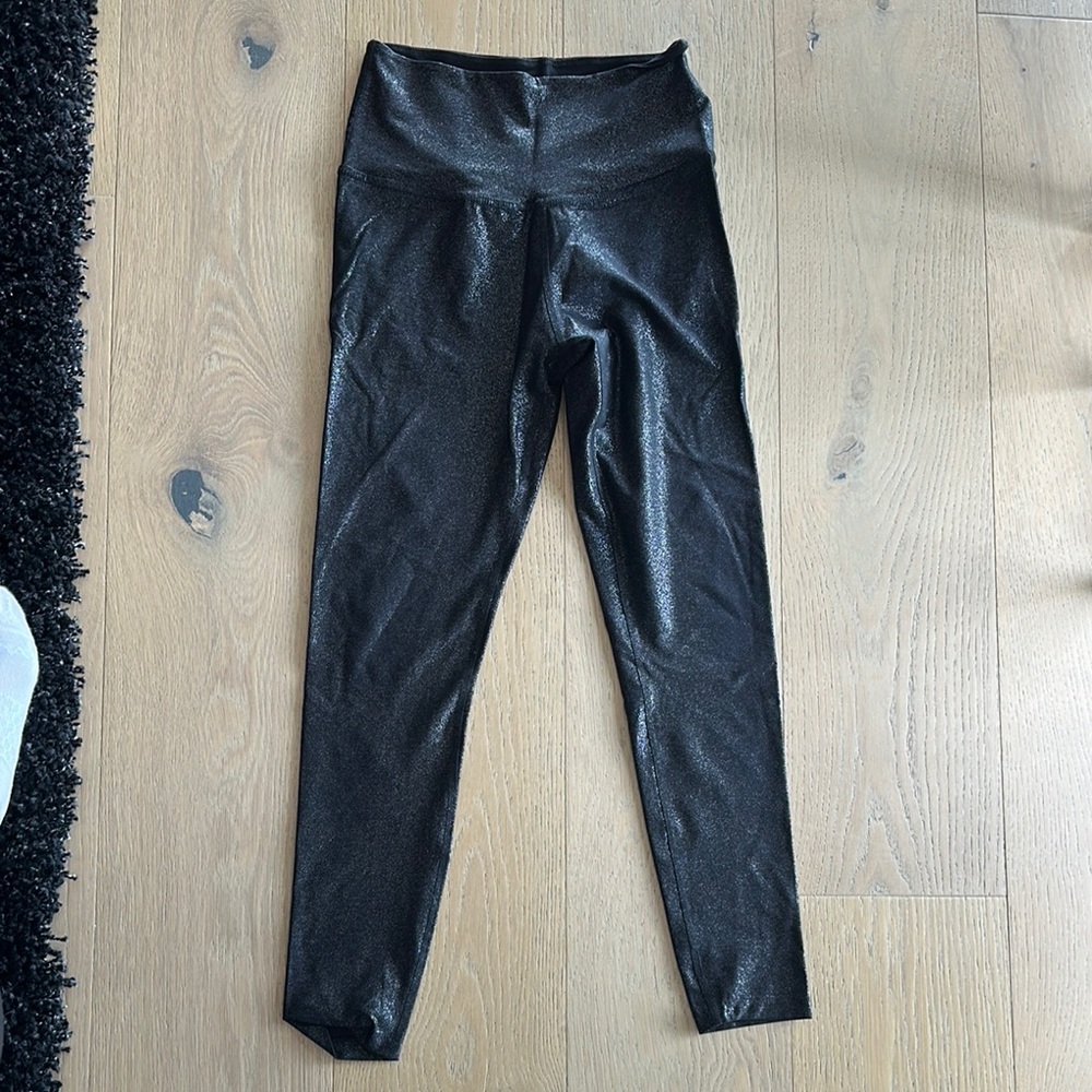 Shiny Black Beyond Yoga Leggings